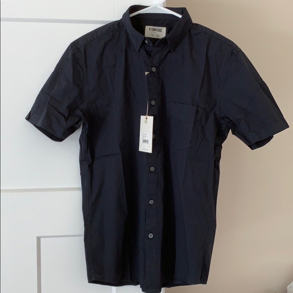*Brand New* Linksoul Men’s SS Button Down Shirt